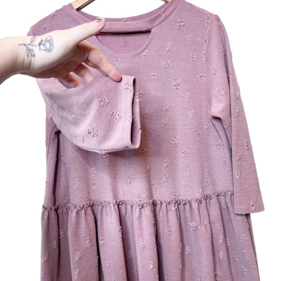 Entro Women’s Pink Rose Distressed Babydoll Tier Ruffle Keyhole Cutout Blouse - Picture 4 of 15